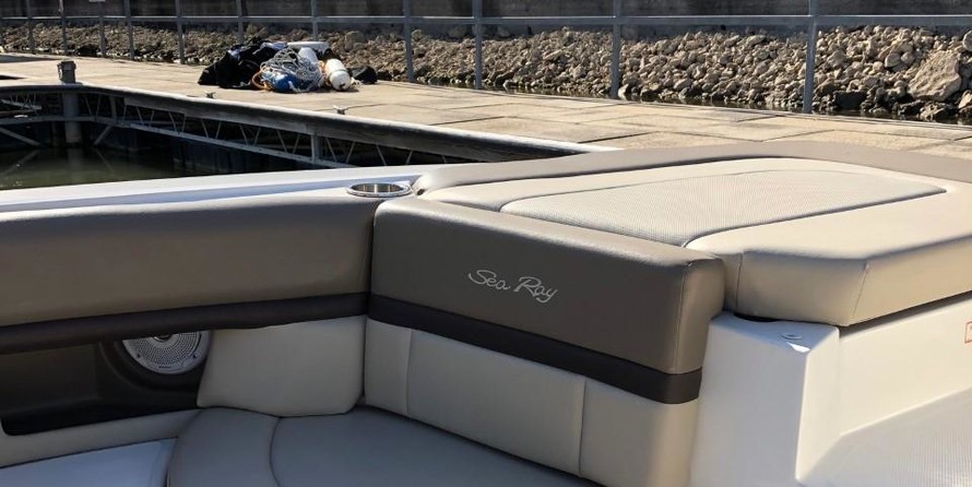 Sea Ray 250 SLX