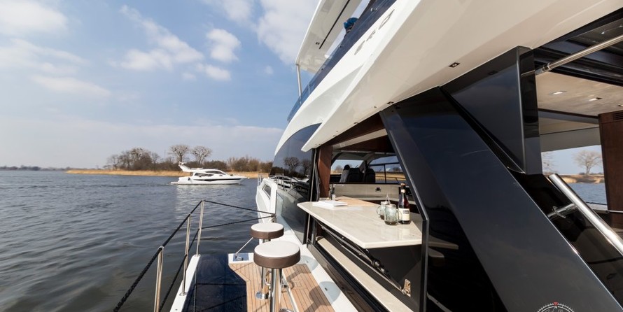Galeon 640 FLY