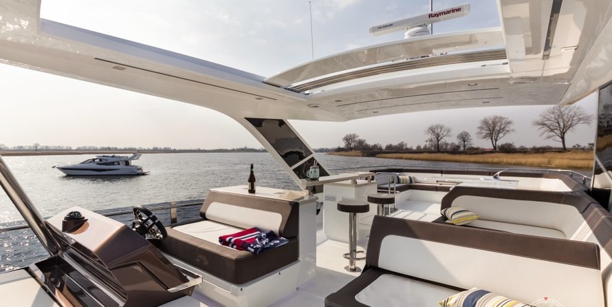 Galeon 640 FLY