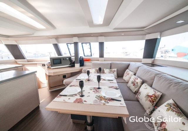 Fountaine Pajot Saba 50