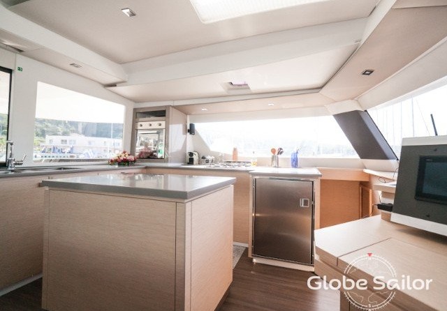 Fountaine Pajot Saba 50