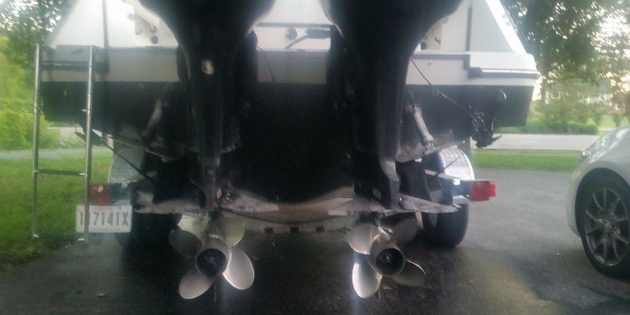 Robalo 2640 walkaround