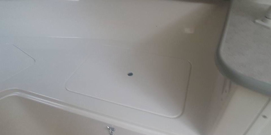 Robalo 2640 walkaround