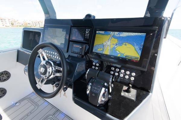 Custom CSR Powerboats V53