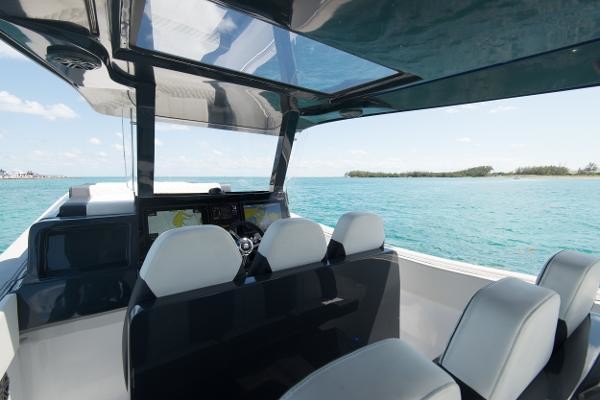 Custom CSR Powerboats V53