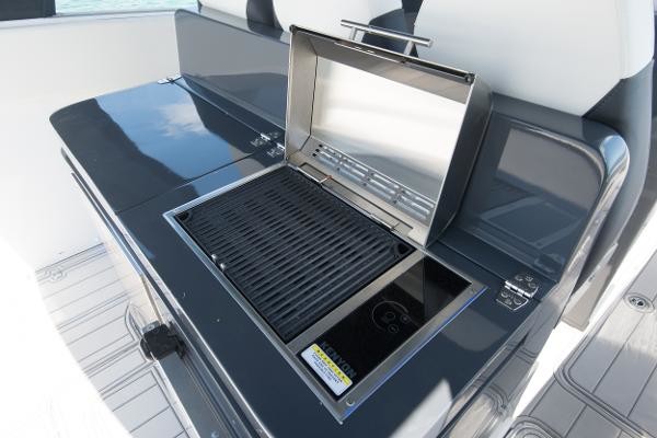 Custom CSR Powerboats V53