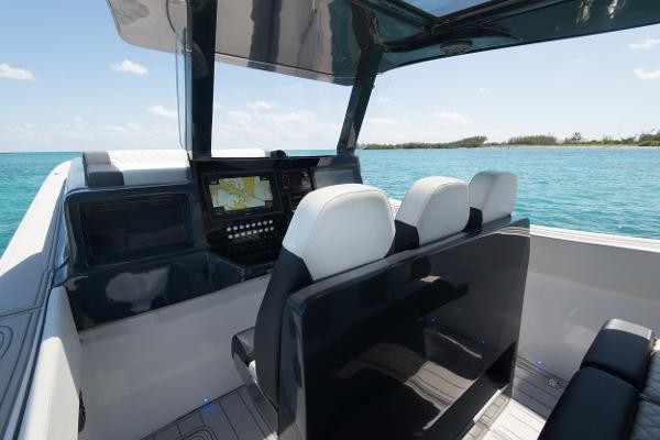 Custom CSR Powerboats V53