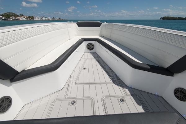 Custom CSR Powerboats V53