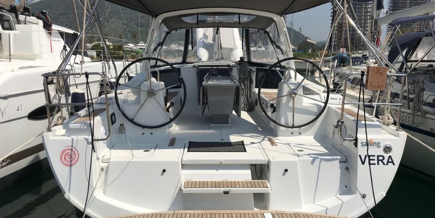 Beneteau Oceanis 41.1