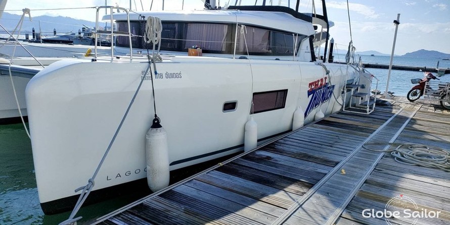 Lagoon 42