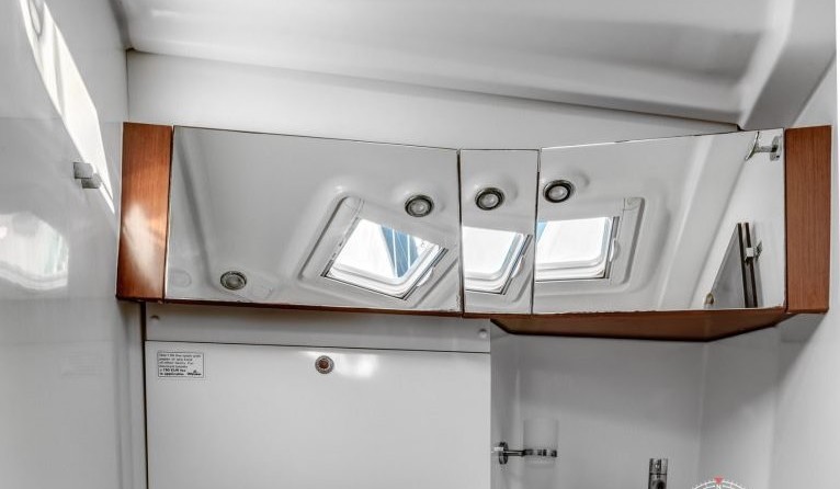Beneteau Oceanis 43