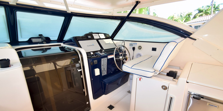 Tiara Yachts Express