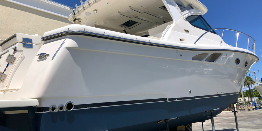 Tiara Yachts Express