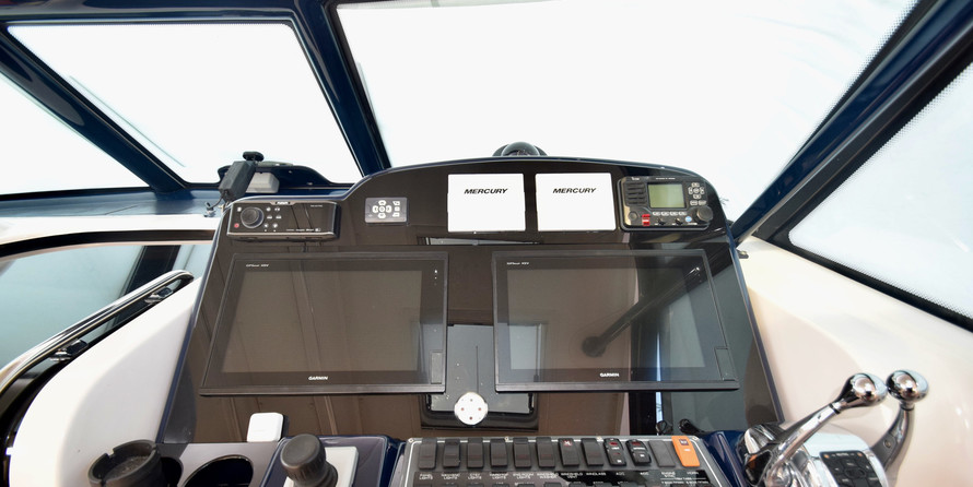 Tiara Yachts Express