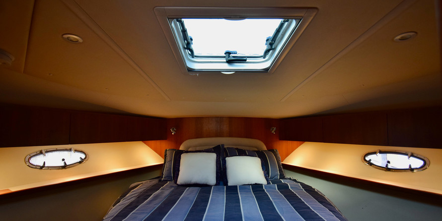 Tiara Yachts Express