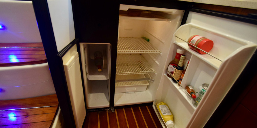 Tiara Yachts Express