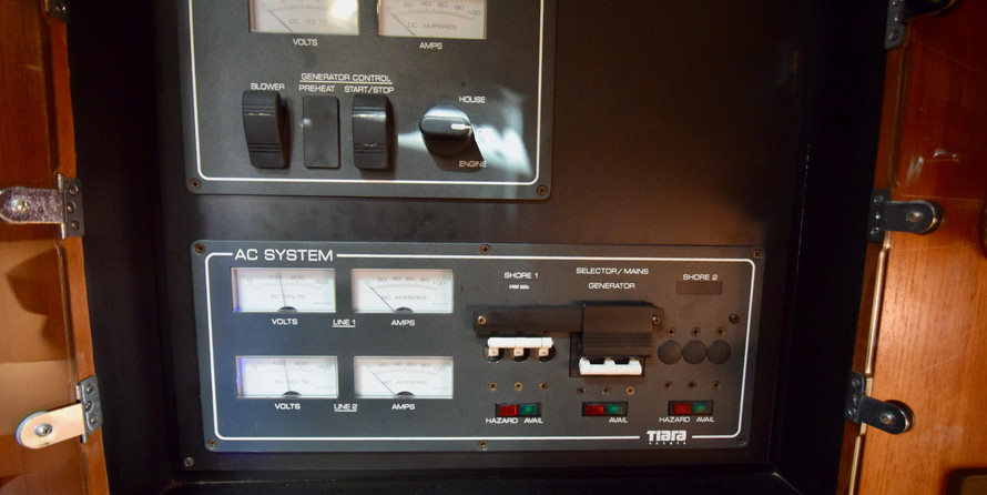 Tiara Yachts Express