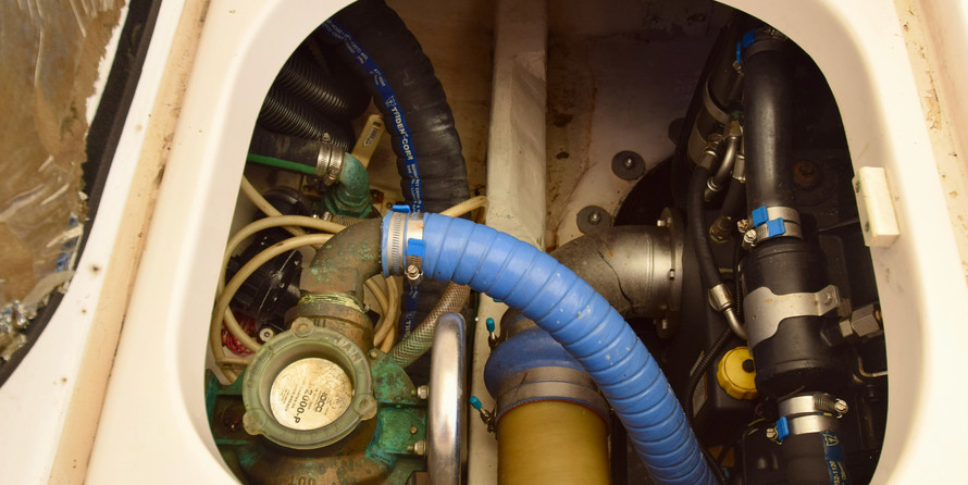 Tiara Yachts Express