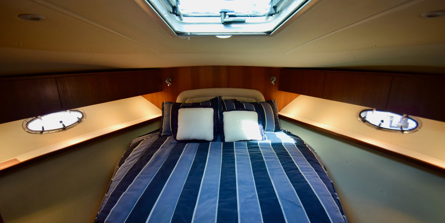 Tiara Yachts Express