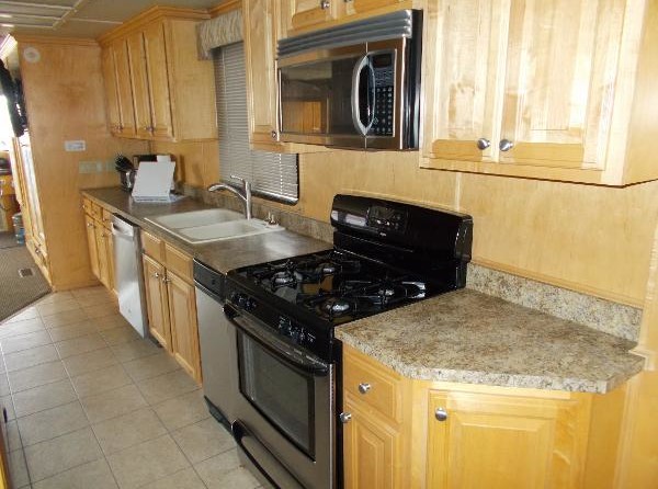 Sumerset Houseboats Sapphire Skies Shared Ownership