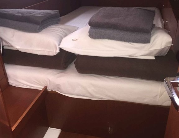 Beneteau Oceanis 41.1