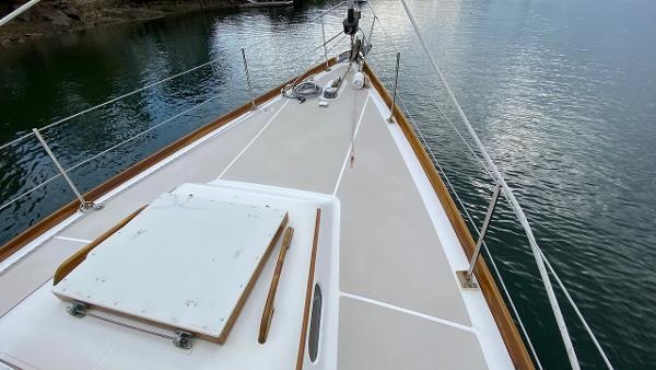 Hinckley Bermuda 40 MK III Yawl