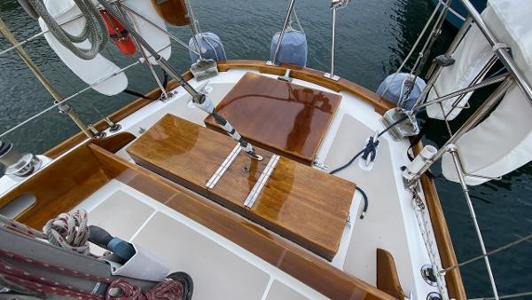 Hinckley Bermuda 40 MK III Yawl