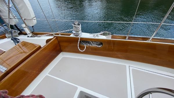 Hinckley Bermuda 40 MK III Yawl