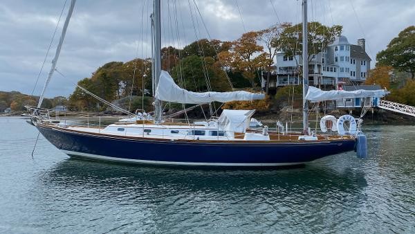 Hinckley Bermuda 40 MK III Yawl
