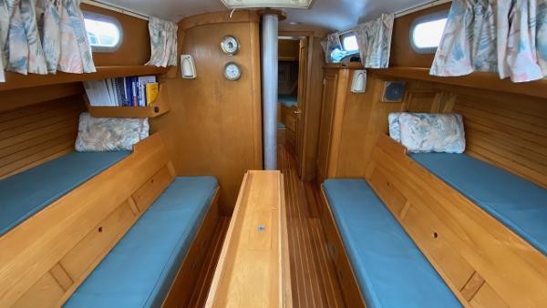 Hinckley Bermuda 40 MK III Yawl