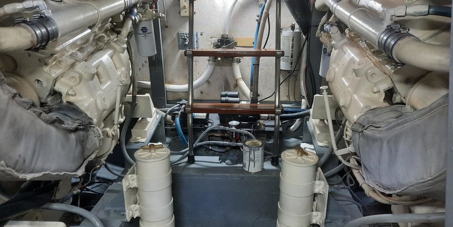 Hatteras Sport Fish Convertible