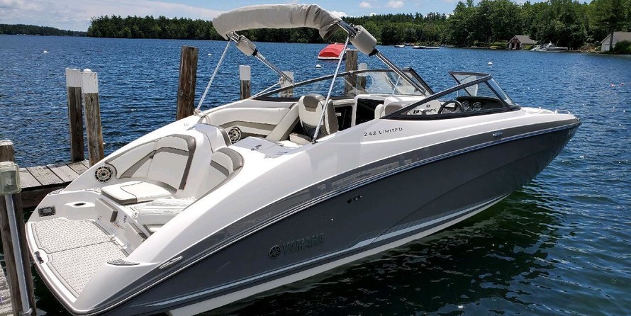 Yamaha 242 LIMITED S E-SERIES