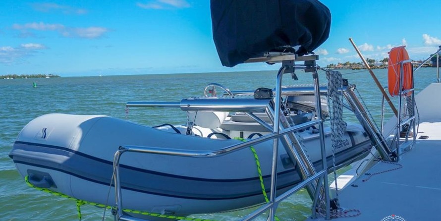 Lagoon 450 SporTop