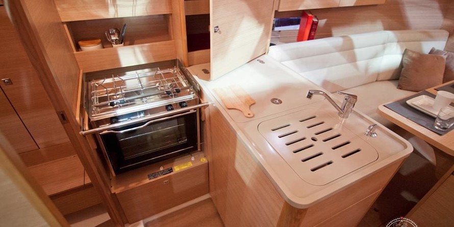 Dufour 310 Grand Large