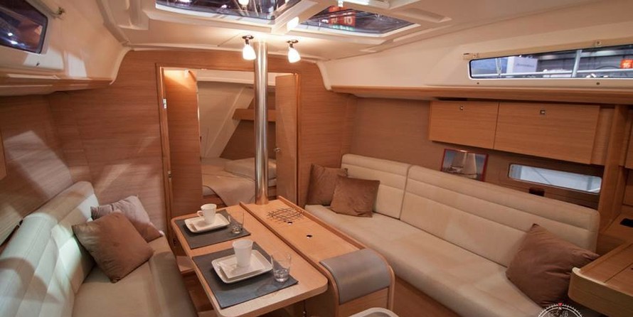 Dufour 310 Grand Large