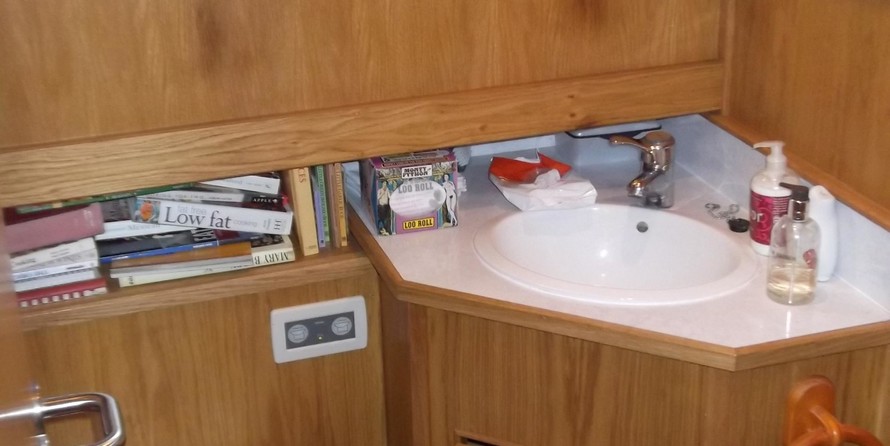 Yat marine marimaris custom made mini maxi 60