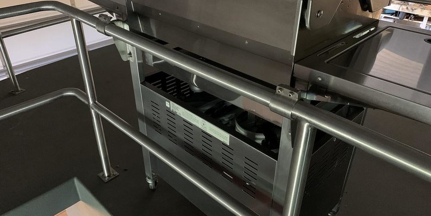 Euroship custom build de luxe motor 2000