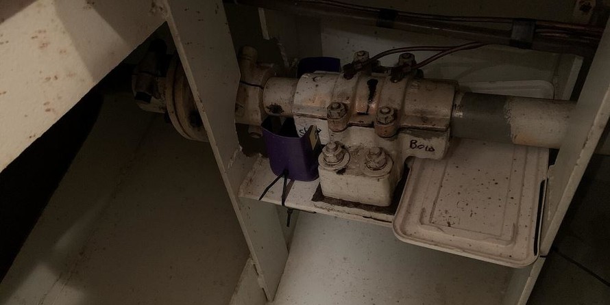 Euroship custom build de luxe motor 2000