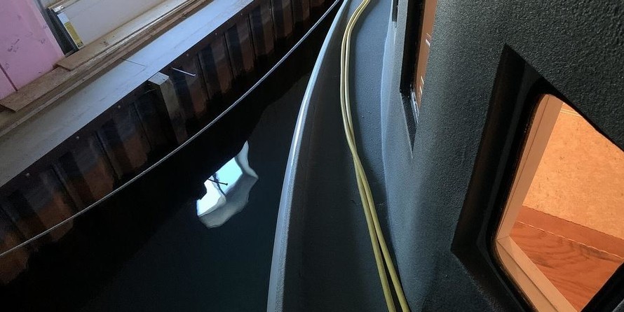 Euroship custom build de luxe motor 2000