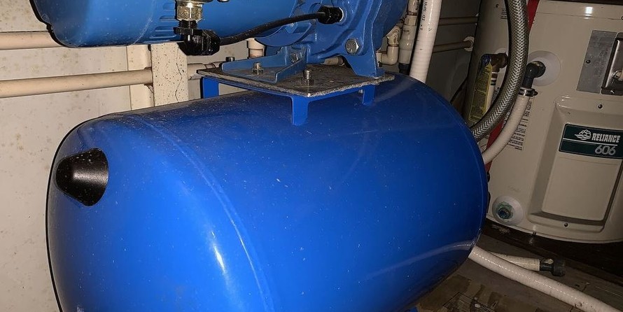 Euroship custom build de luxe motor 2000