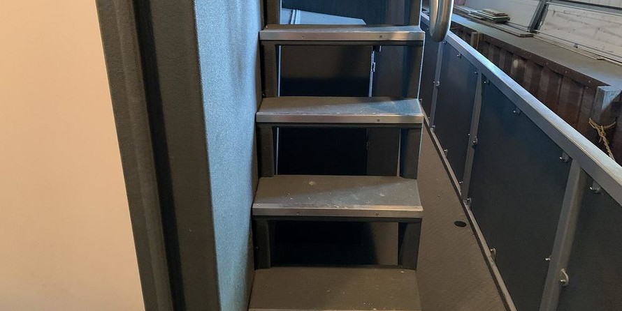 Euroship custom build de luxe motor 2000