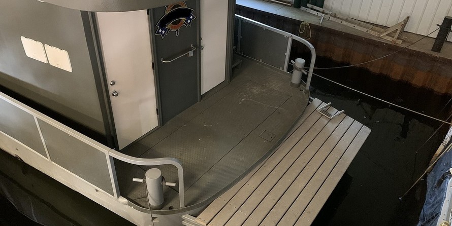 Euroship custom build de luxe motor 2000