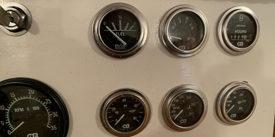 Euroship custom build de luxe motor 2000