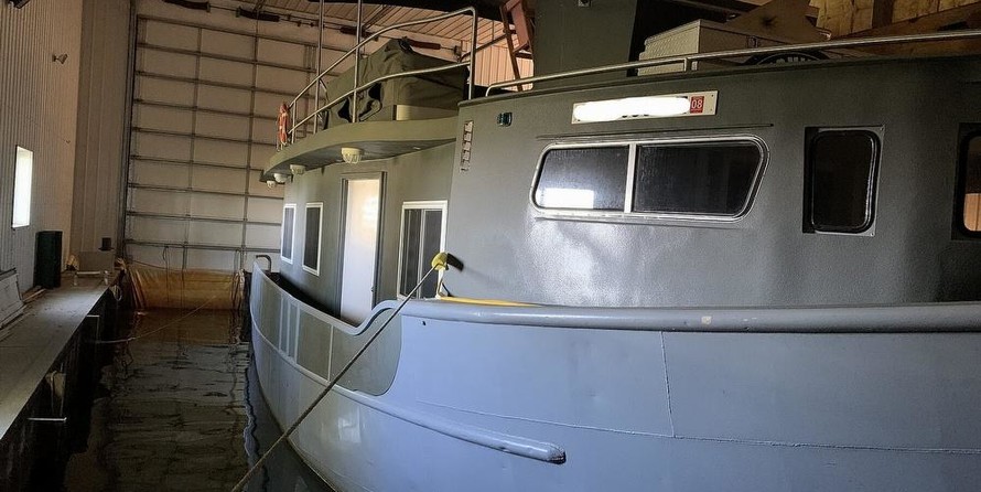 Euroship custom build de luxe motor 2000