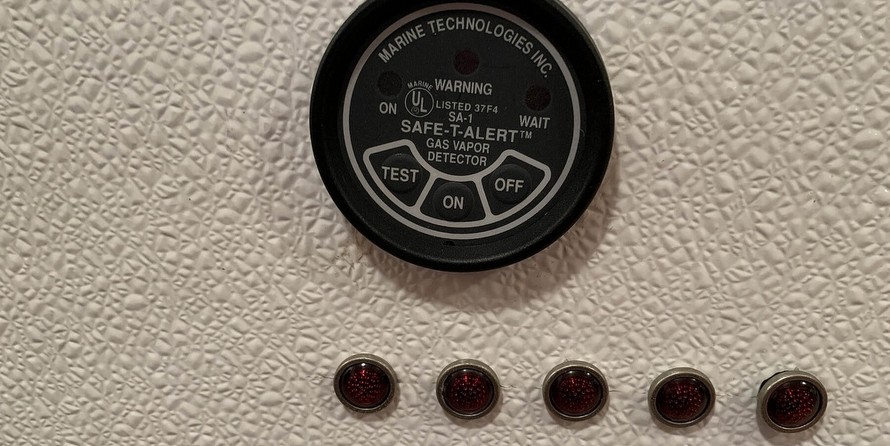 Euroship custom build de luxe motor 2000