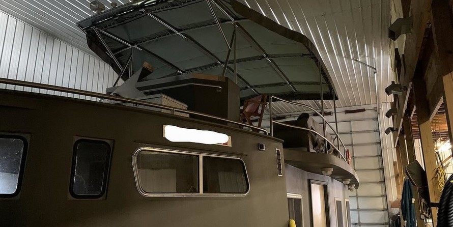 Euroship custom build de luxe motor 2000