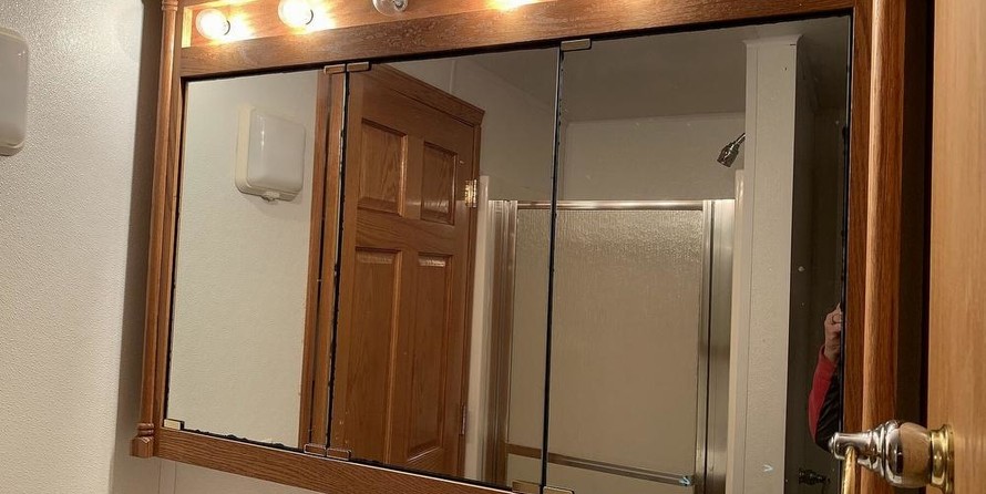 Euroship custom build de luxe motor 2000