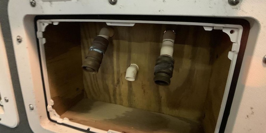 Euroship custom build de luxe motor 2000