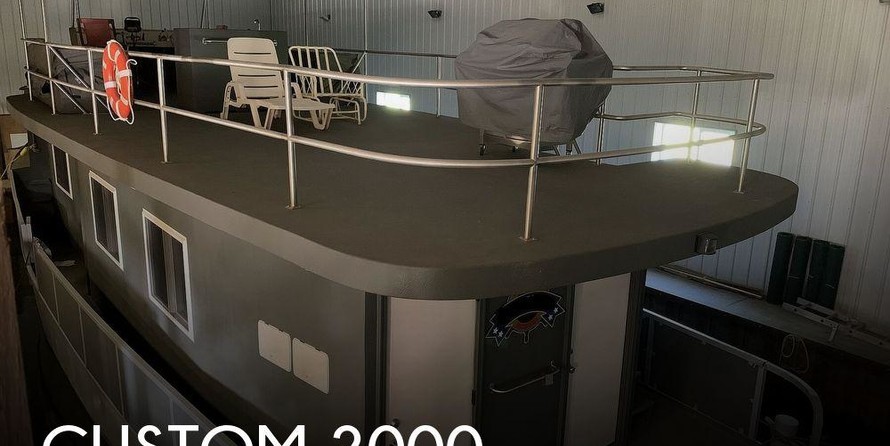 Euroship custom build de luxe motor 2000