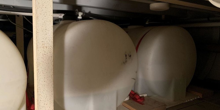 Euroship custom build de luxe motor 2000